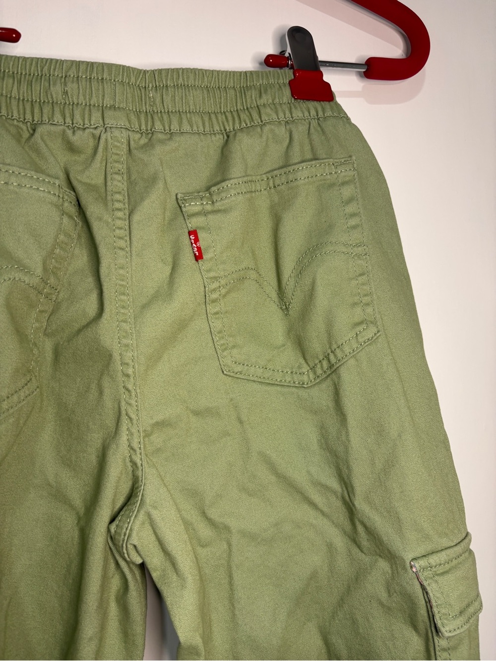 Levi's Olive Green Cargo Pants with Drawstring Waist - Picture 7 of 8